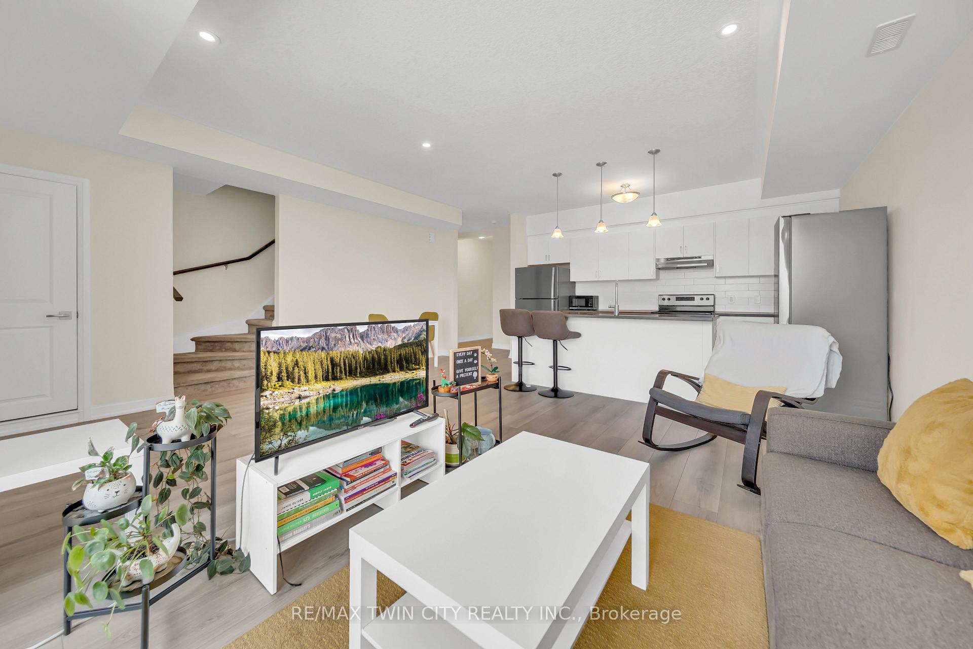 Photo 11 of Unit 50, 261 Woodbine Avenue, Kitchener — HOMEH