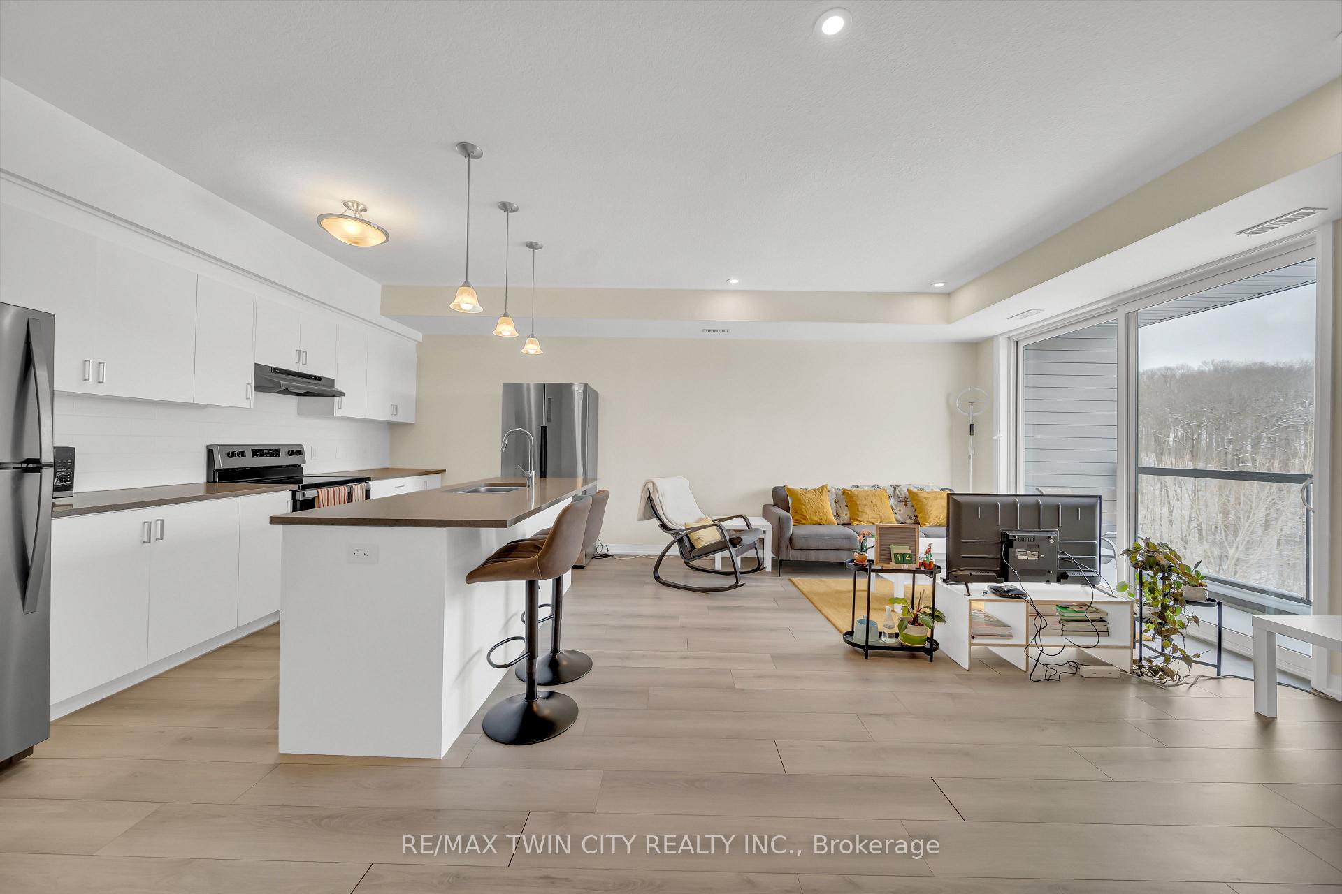 Photo 19 of Unit 50, 261 Woodbine Avenue, Kitchener — HOMEH