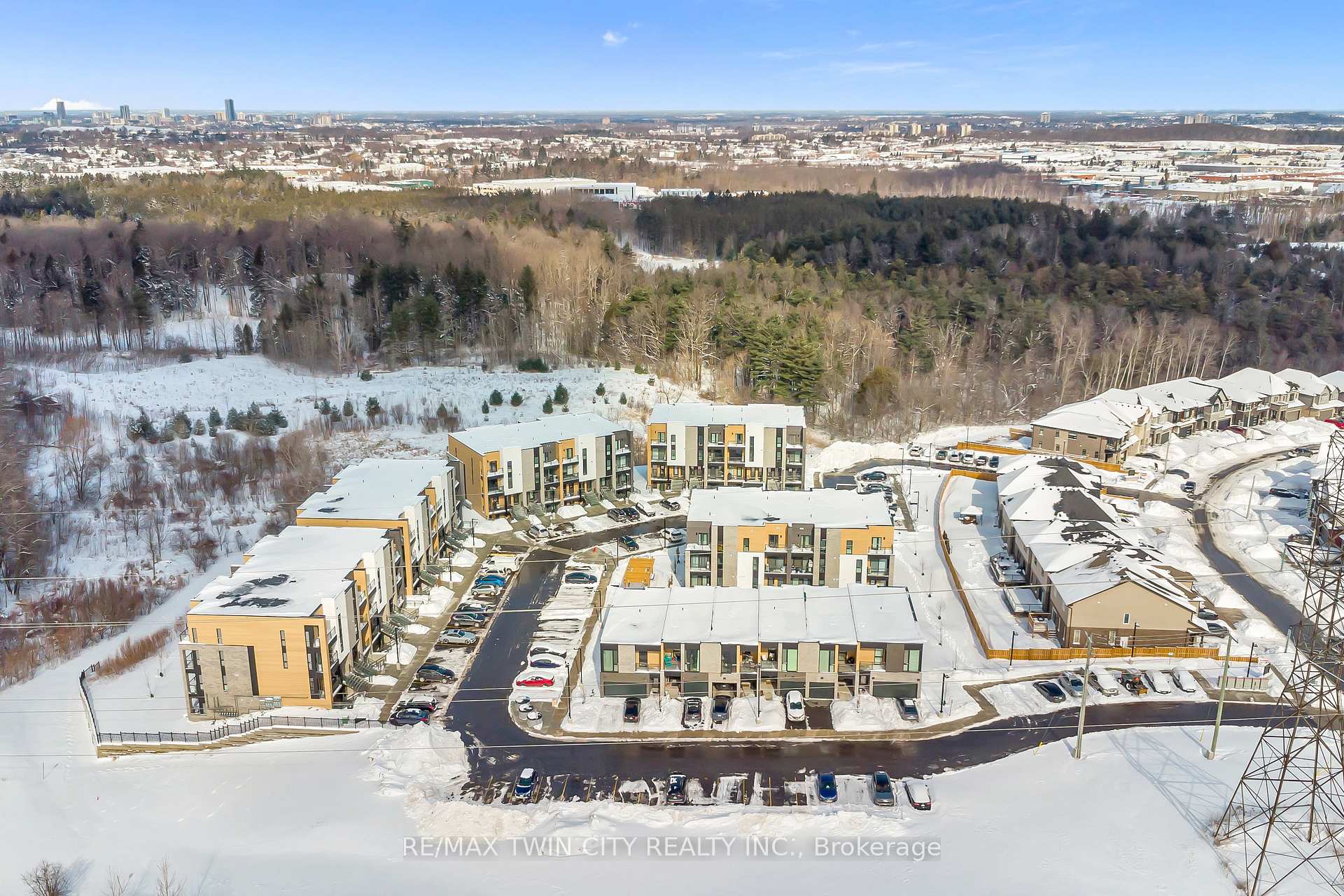 Photo 33 of Unit 50, 261 Woodbine Avenue, Kitchener — HOMEH