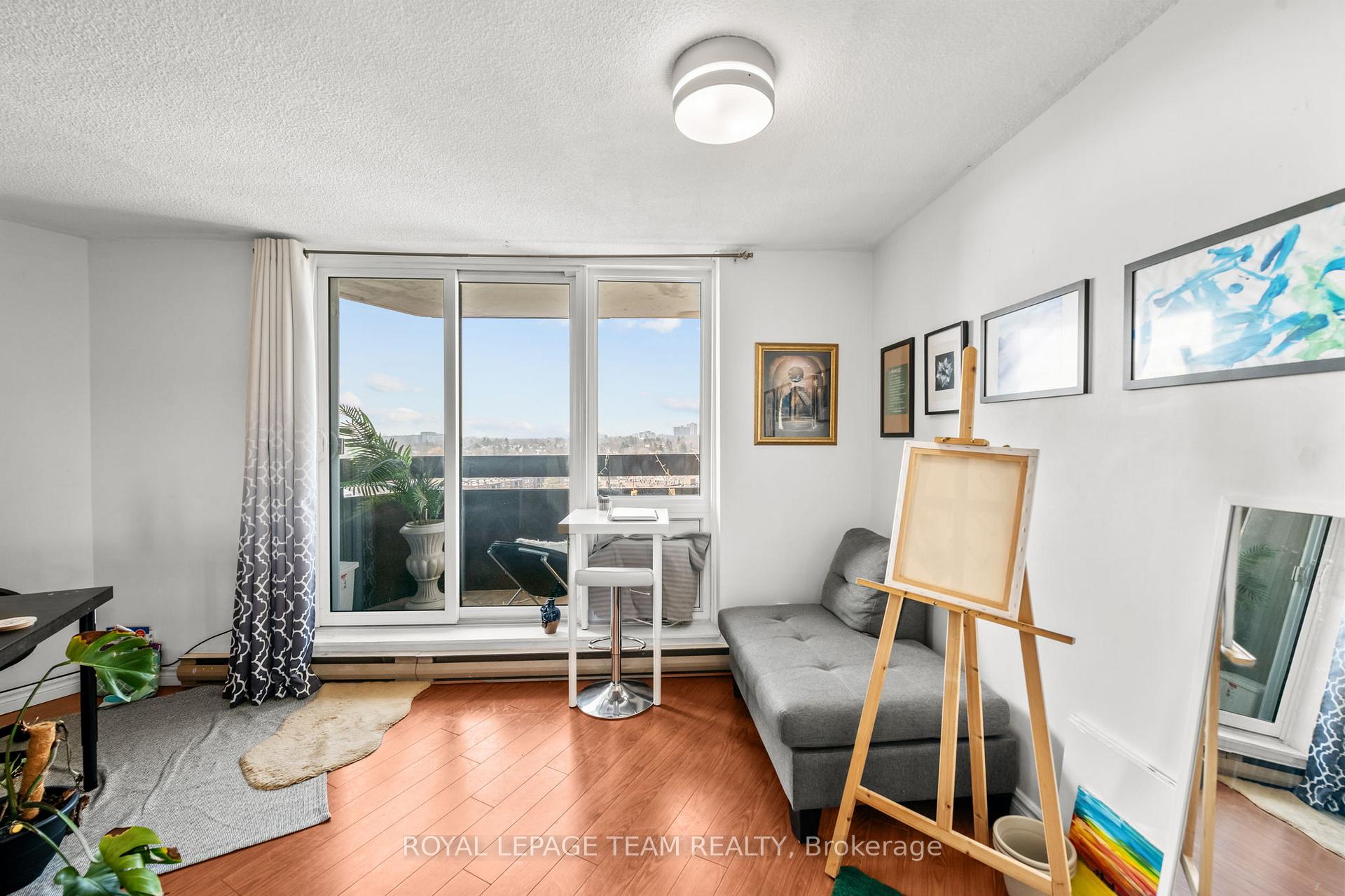 Photo 7 of Unit 1106, 2020 Jasmine Crescent, Ottawa, Beacon Hill South — HOMEH