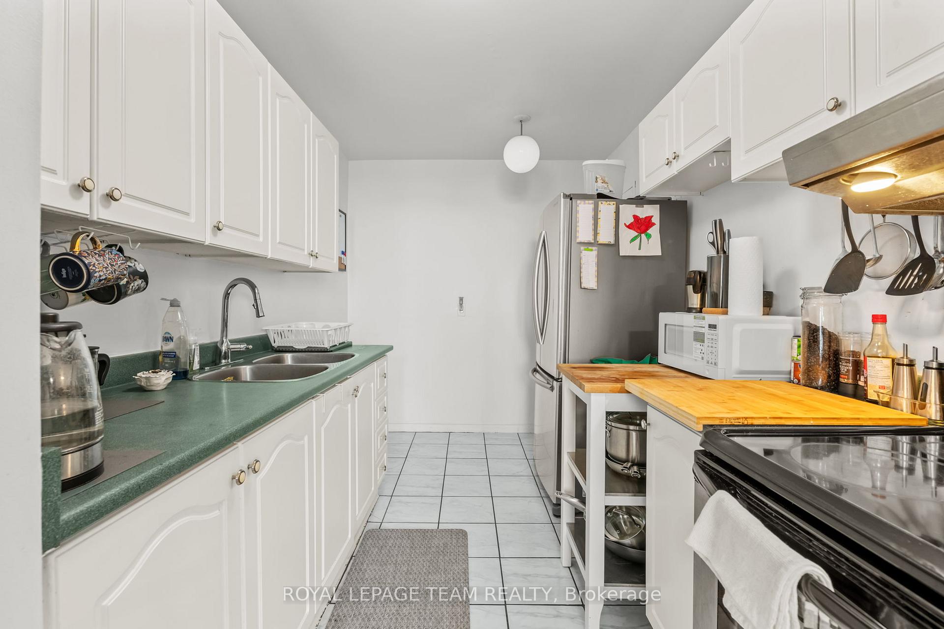 Photo 9 of Unit 1106, 2020 Jasmine Crescent, Ottawa, Beacon Hill South — HOMEH