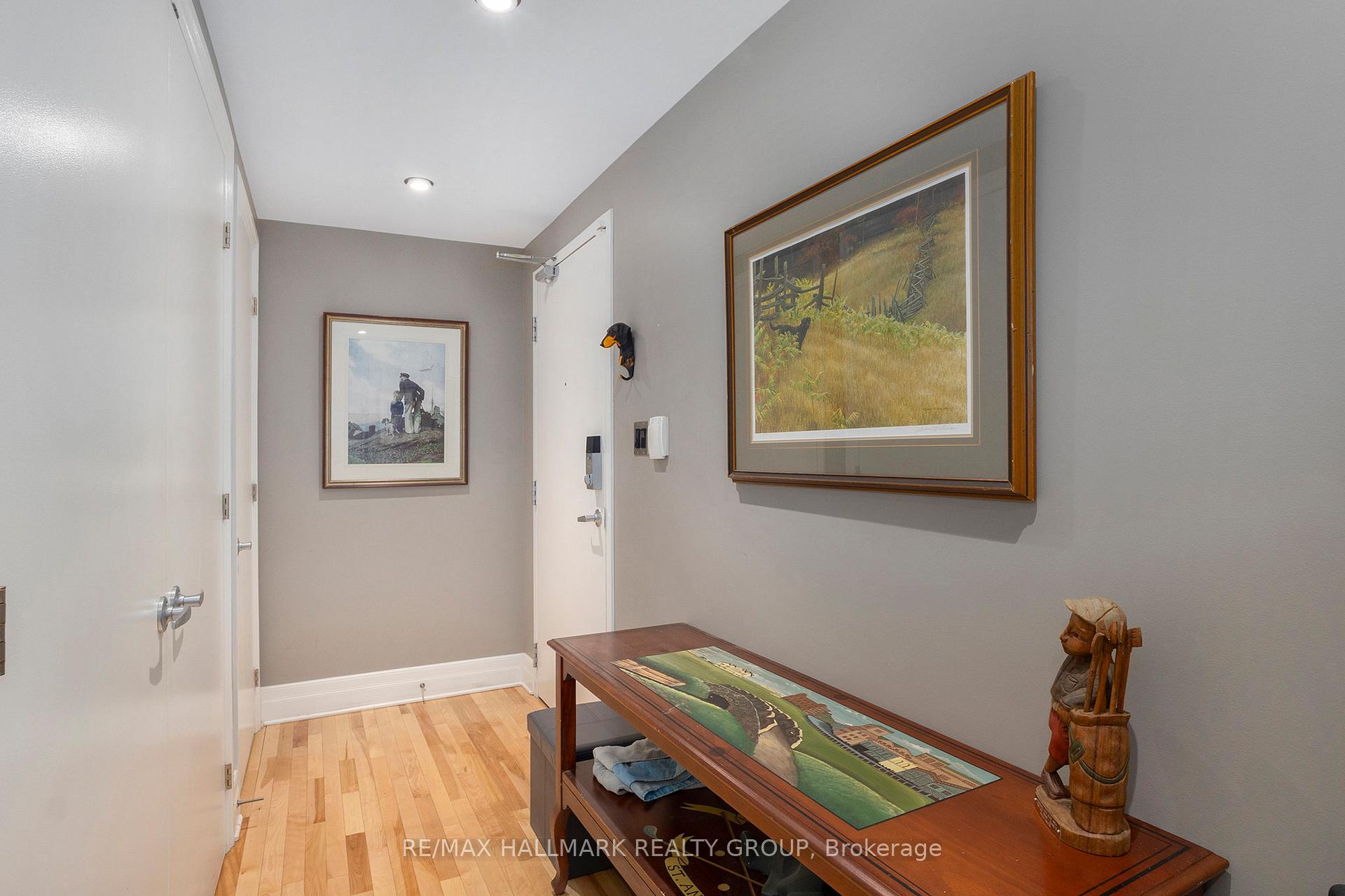 Photo 5 of Unit 105, 808 Bronson Avenue, Ottawa, Dows Lake — HOMEH