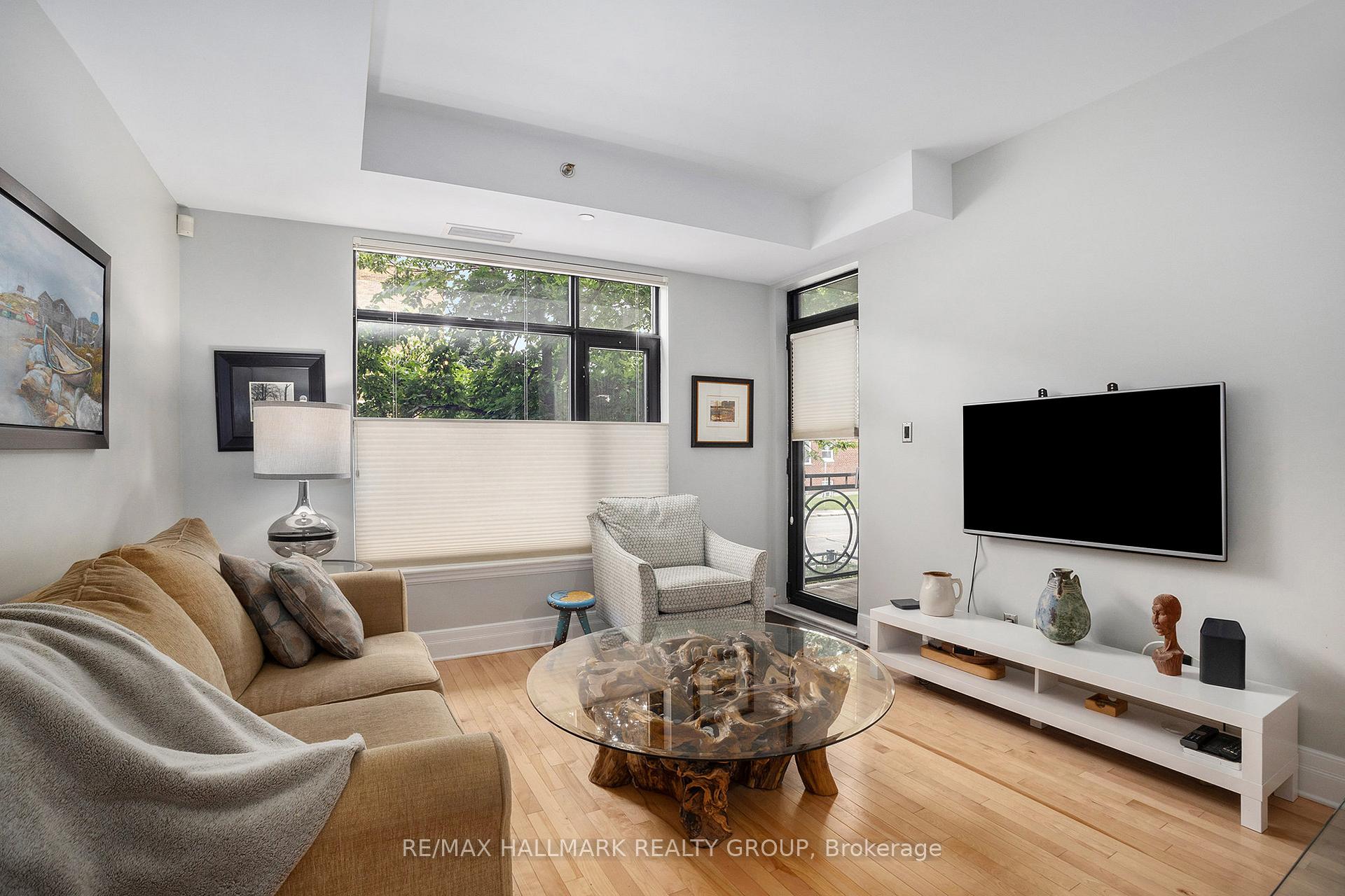 Photo 8 of Unit 105, 808 Bronson Avenue, Ottawa, Dows Lake — HOMEH