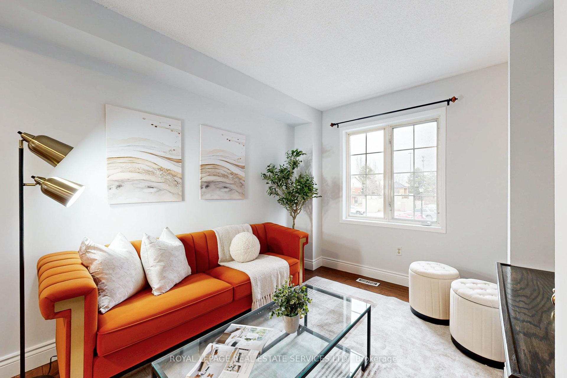 Photo 3 of Unit 11, 1623 Pickering Parkway, Pickering, Village East — HOMEH