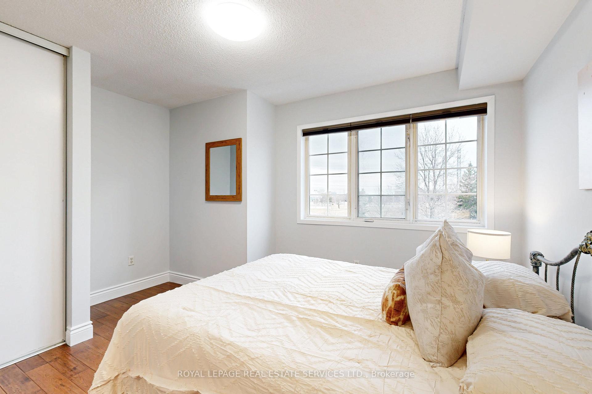 Photo 16 of Unit 11, 1623 Pickering Parkway, Pickering, Village East — HOMEH