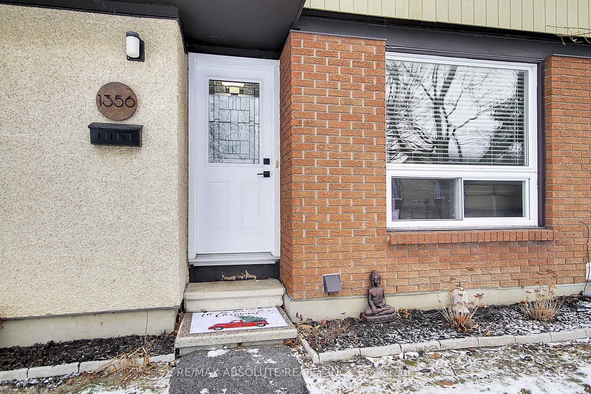 Photo 1 of 1356 Bakker Court, Ottawa, Convent Glen South — HOMEH