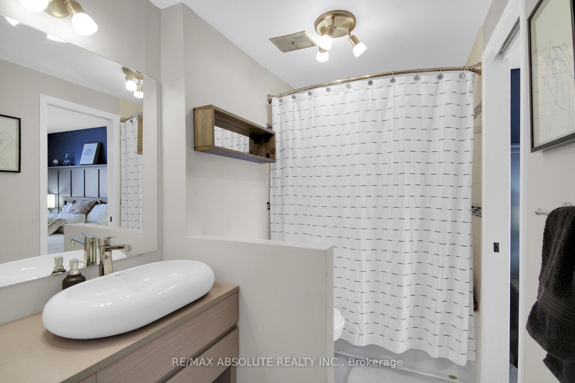 Photo 25 of 1356 Bakker Court, Ottawa, Convent Glen South — HOMEH