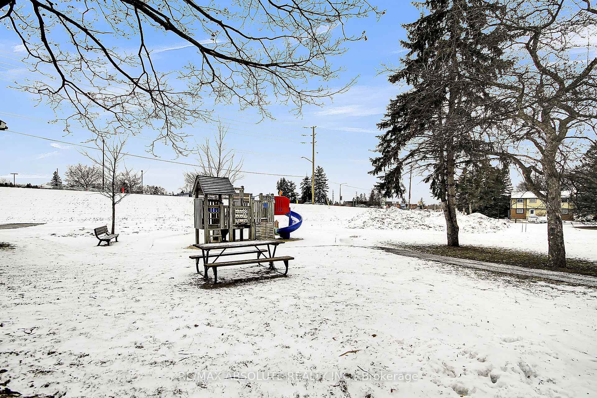 Photo 37 of 1356 Bakker Court, Ottawa, Convent Glen South — HOMEH
