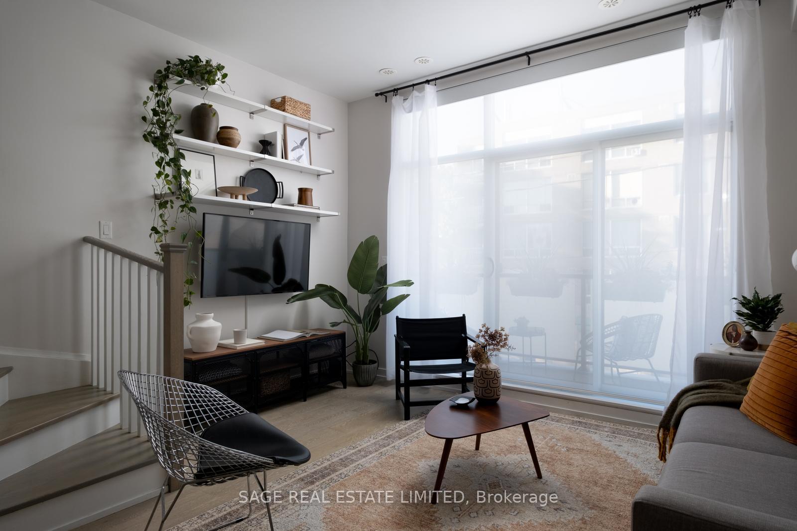 Photo 4 of Unit 8, 1321 Gerrard Street E, Toronto, Greenwood-Coxwell — HOMEH
