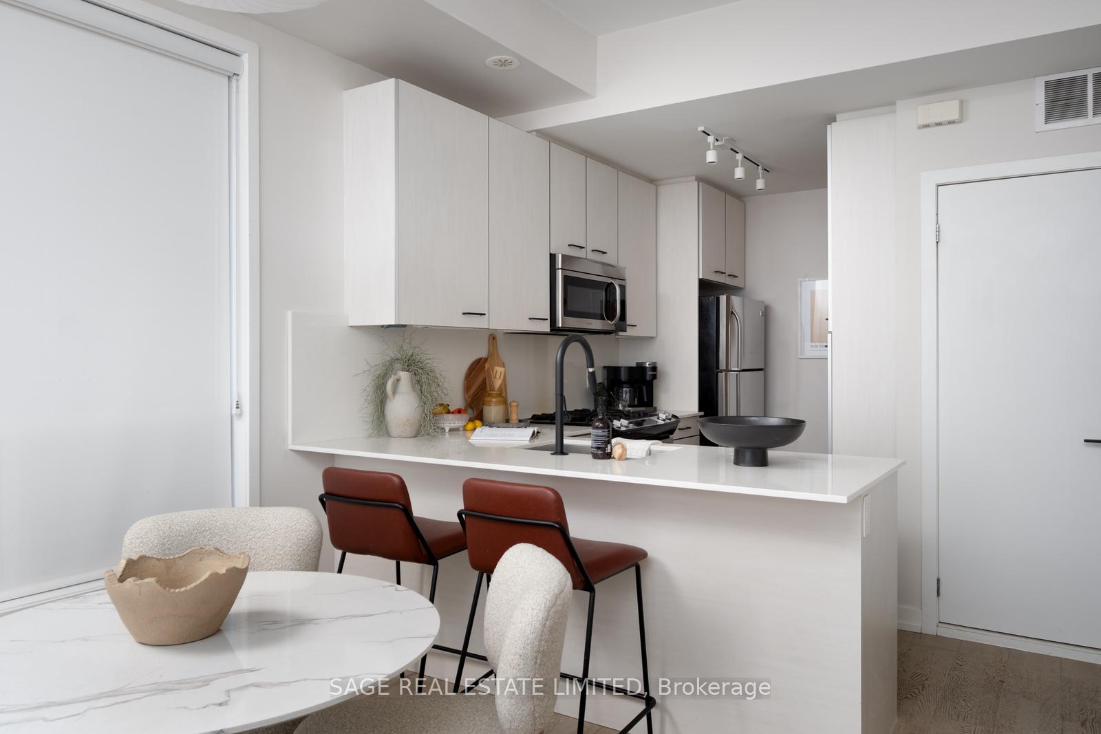 Photo 11 of Unit 8, 1321 Gerrard Street E, Toronto, Greenwood-Coxwell — HOMEH