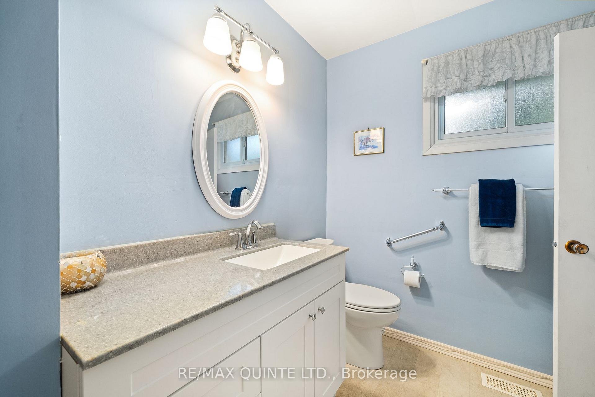 Photo 22 of 263 College Street W, Belleville, Belleville Ward — HOMEH