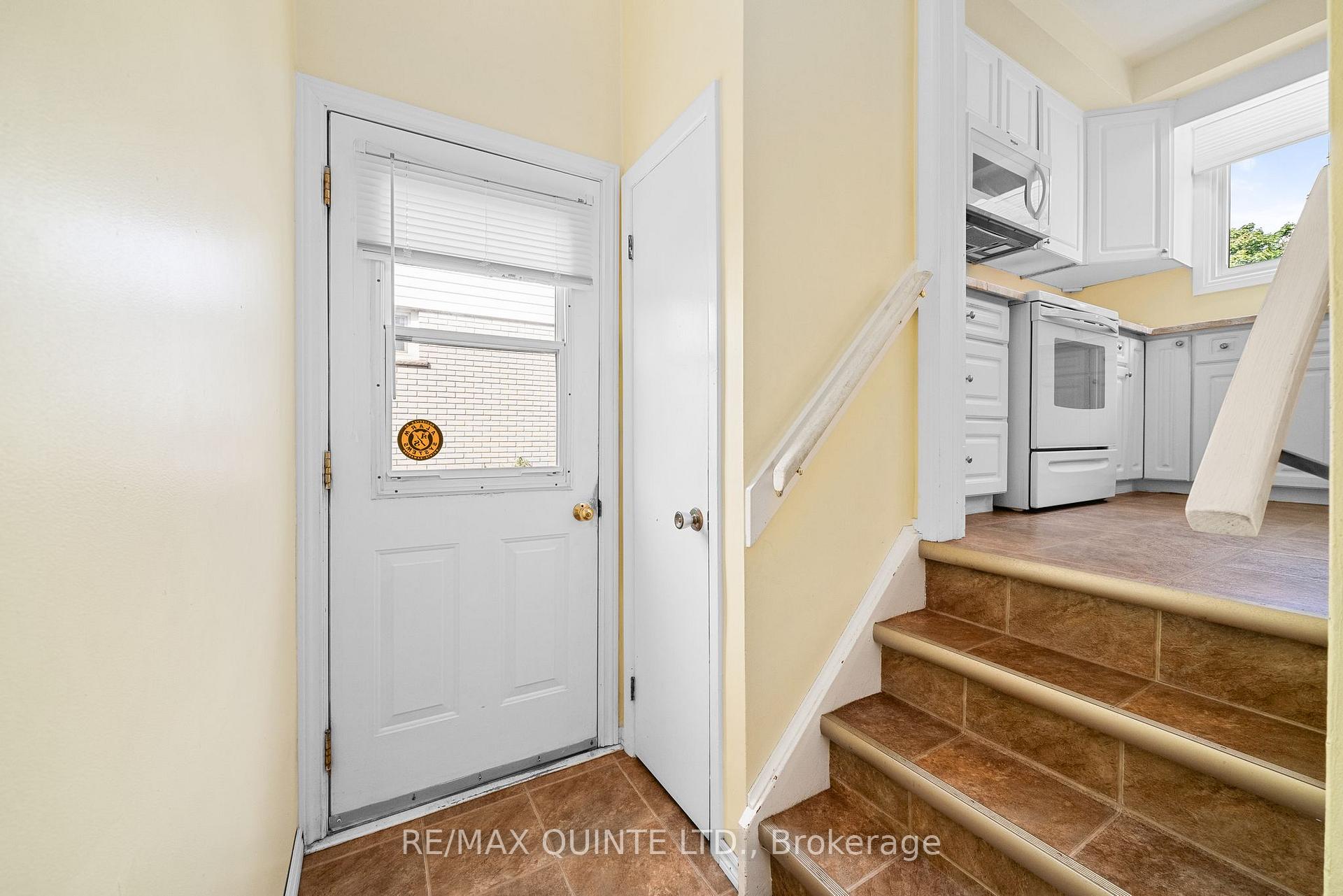 Photo 32 of 263 College Street W, Belleville, Belleville Ward — HOMEH