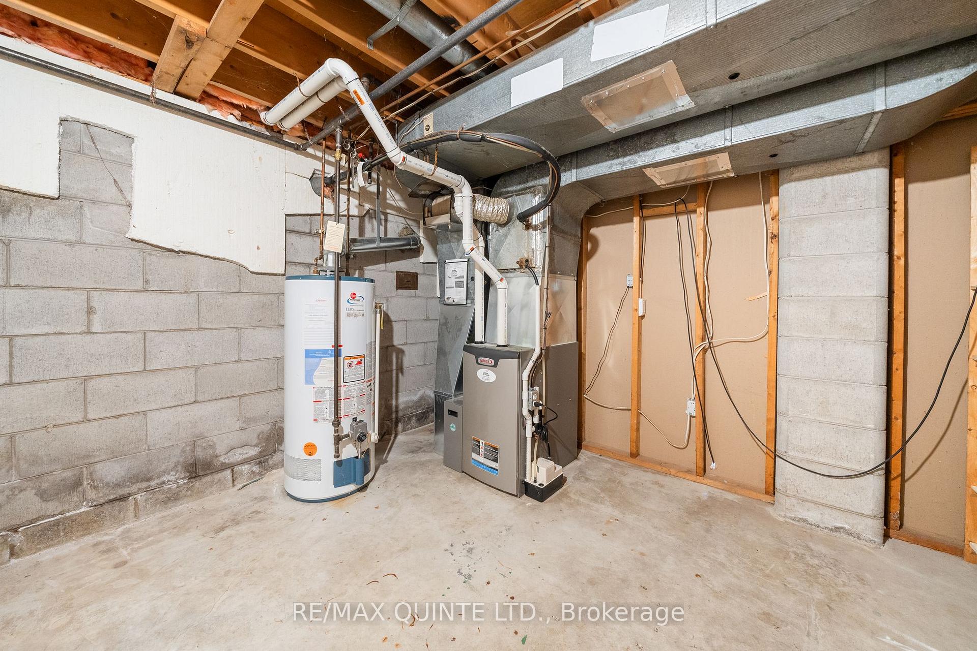 Photo 42 of 263 College Street W, Belleville, Belleville Ward — HOMEH