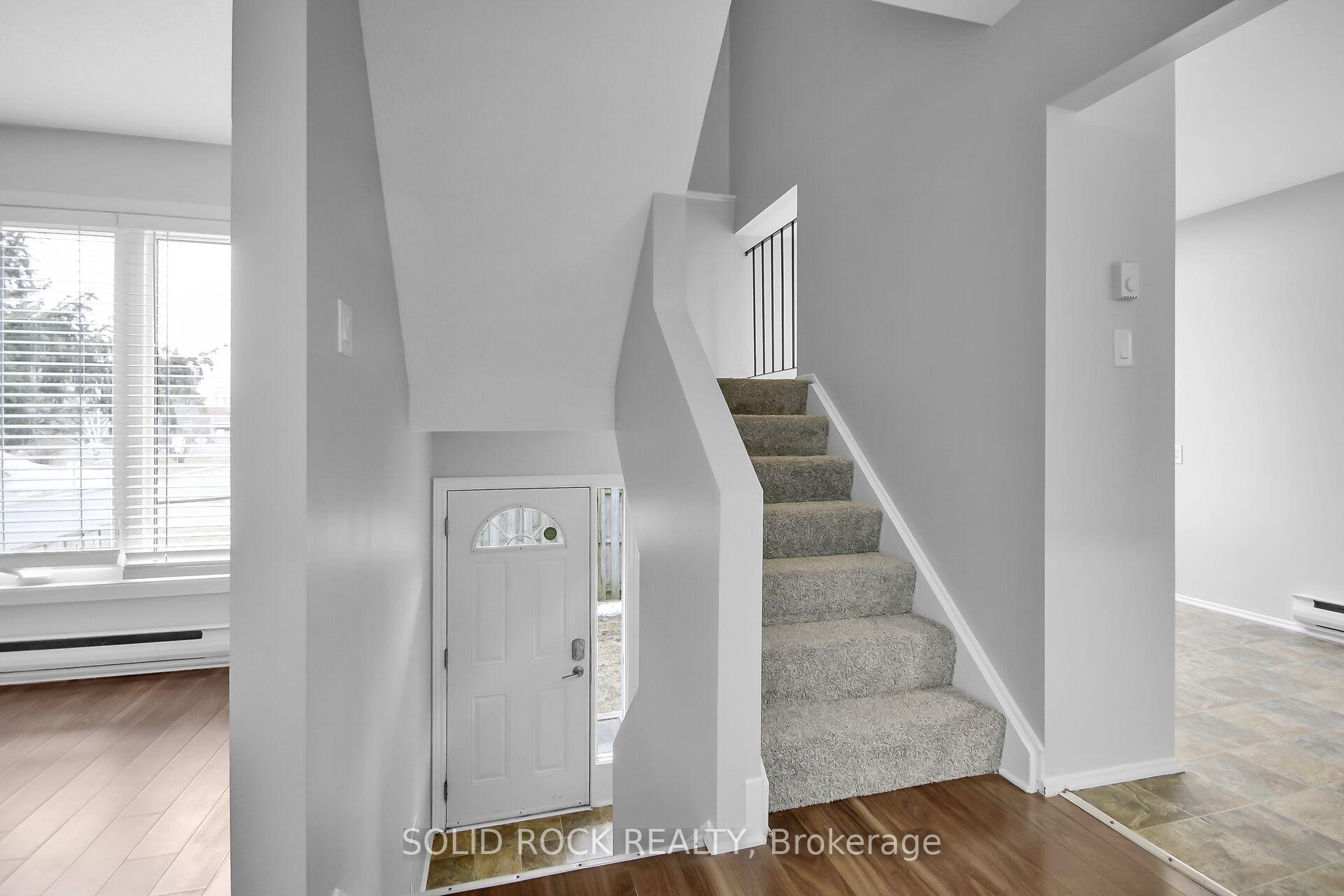 Photo 3 of Unit 53, 126 Salter Crescent, Ottawa, Kanata - Beaverbrook — HOMEH