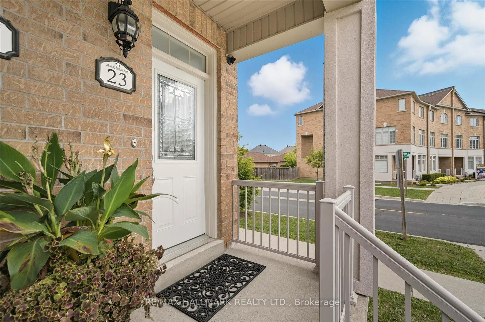Photo 4 of Unit 23, 20 Greensborough Villag Circle, Markham, Greensborough — HOMEH