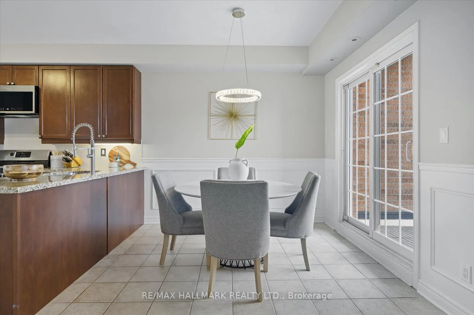Photo 17 of Unit 23, 20 Greensborough Villag Circle, Markham, Greensborough — HOMEH