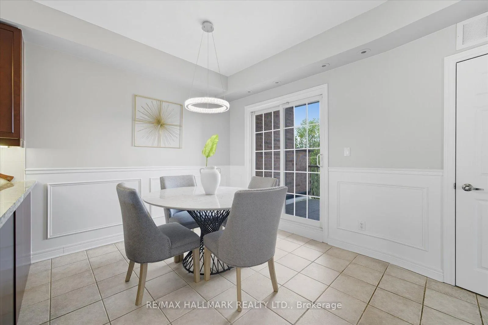 Photo 18 of Unit 23, 20 Greensborough Villag Circle, Markham, Greensborough — HOMEH