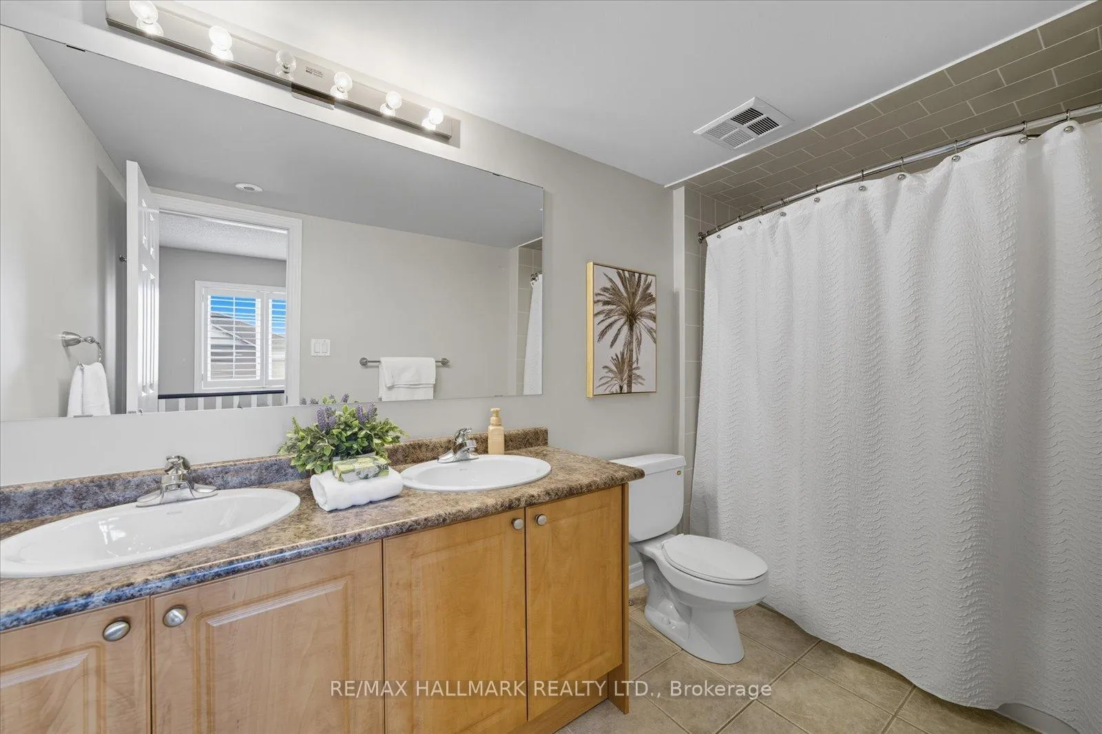 Photo 36 of Unit 23, 20 Greensborough Villag Circle, Markham, Greensborough — HOMEH