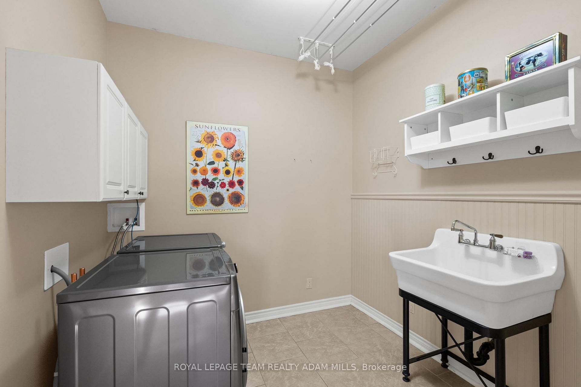 Photo 37 of 213 Wagon Drive, Ottawa, Dunrobin Shores — HOMEH