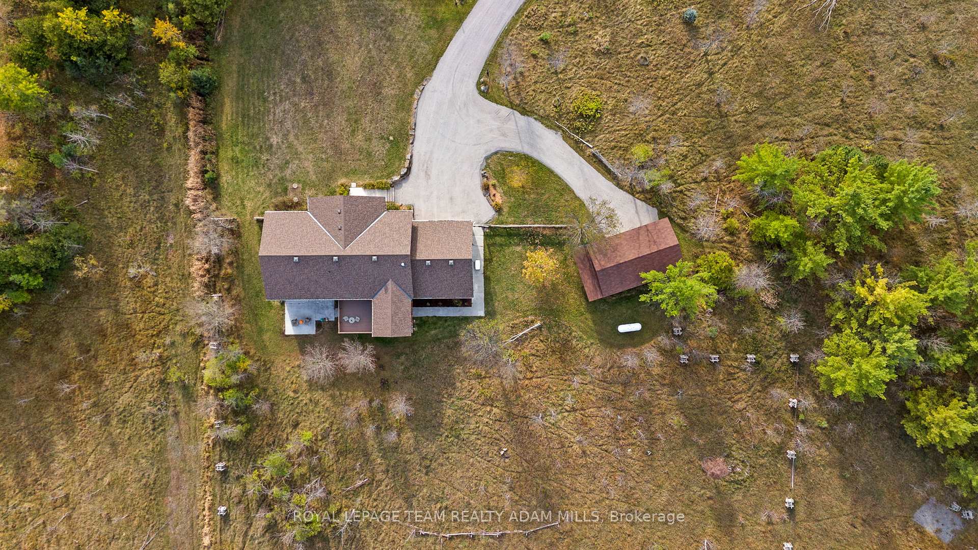 Photo 47 of 213 Wagon Drive, Ottawa, Dunrobin Shores — HOMEH