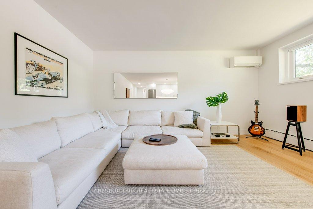 Photo 10 of Unit 3, 75 Scarborough Road, Toronto, The Beaches — HOMEH