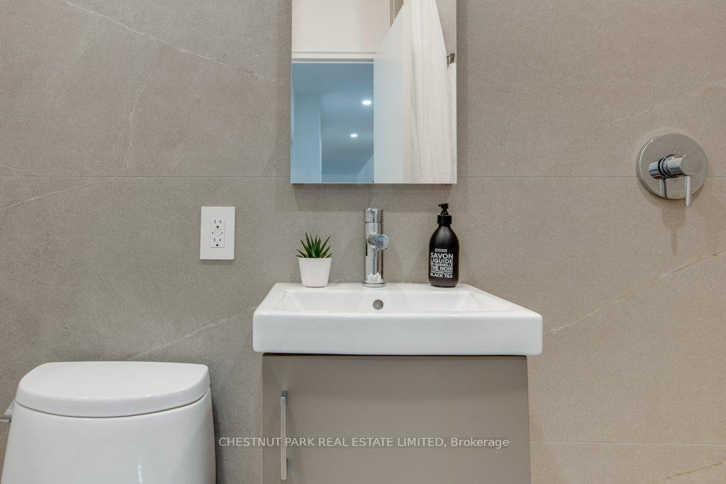 Photo 14 of Unit 3, 75 Scarborough Road, Toronto, The Beaches — HOMEH
