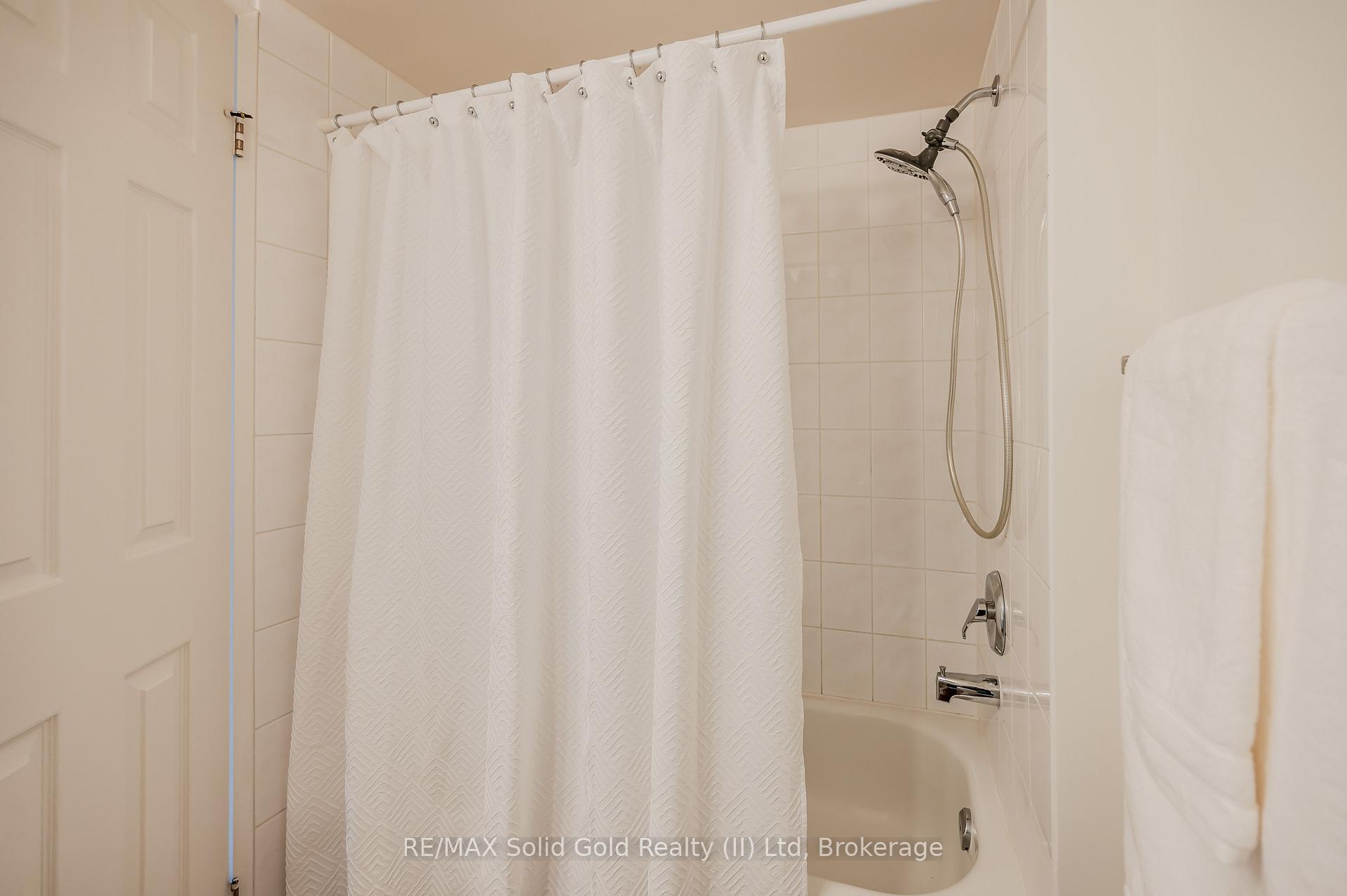 Photo 11 of Unit 705, 260 Sheldon Avenue N, Kitchener — HOMEH