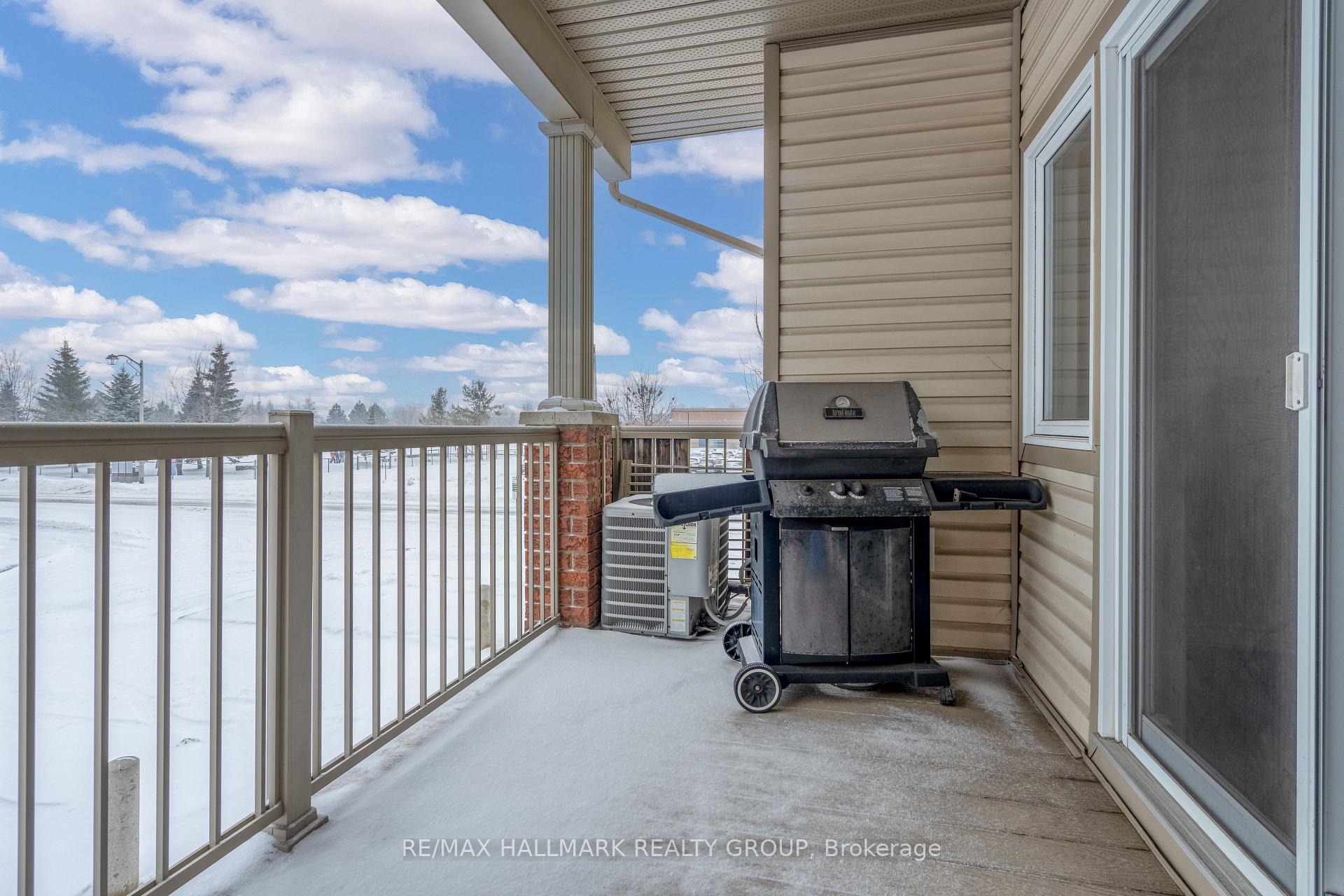 Photo 1 of Unit G, 221 Crestway Drive, Ottawa, Barrhaven East — HOMEH