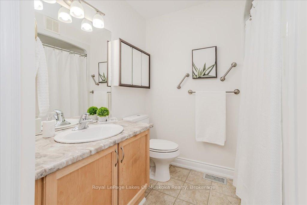 Photo 64 of Unit GL2, 10A Kimberley Avenue, Bracebridge, Macaulay — HOMEH