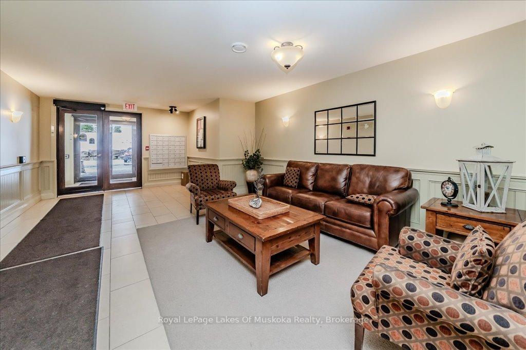 Photo 7 of Unit GL2, 10A Kimberley Avenue, Bracebridge, Macaulay — HOMEH
