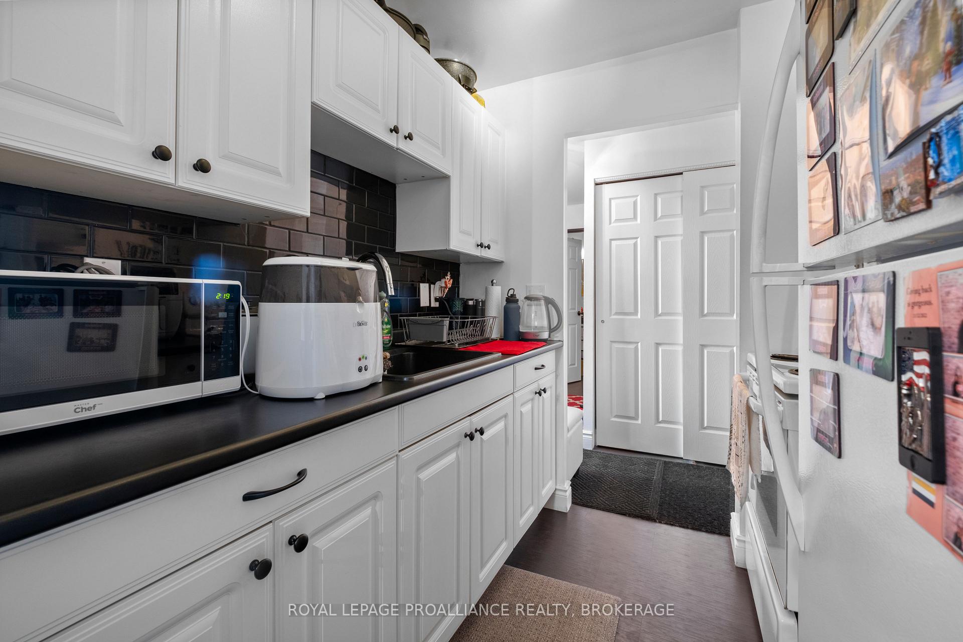 Photo 7 of Unit 208, 358 Queen Mary Road, Kingston, West of Sir John A. Blvd — HOMEH