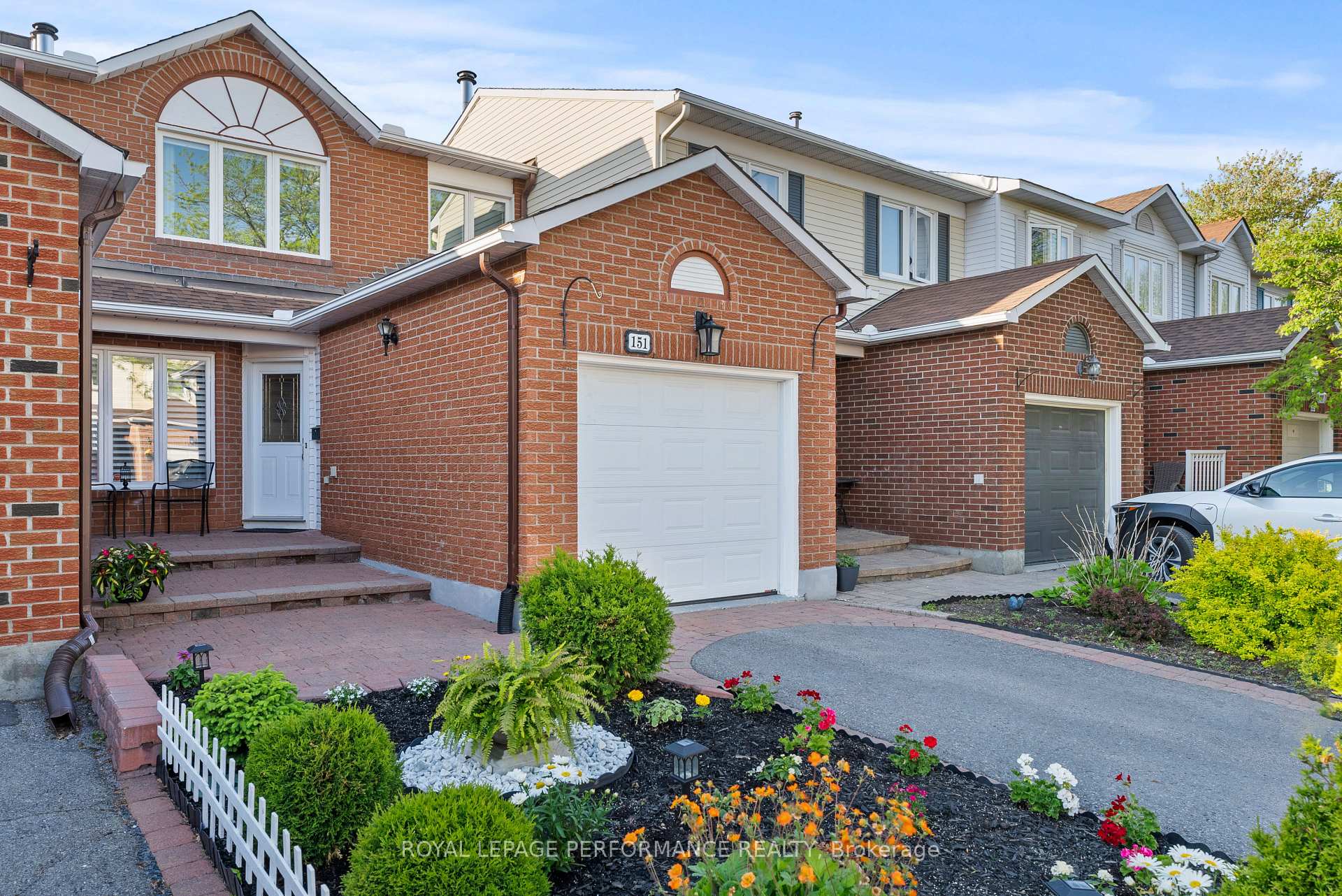 Photo 1 of 151 Midsummer Terrace, Ottawa, Queenswood Heights South — HOMEH