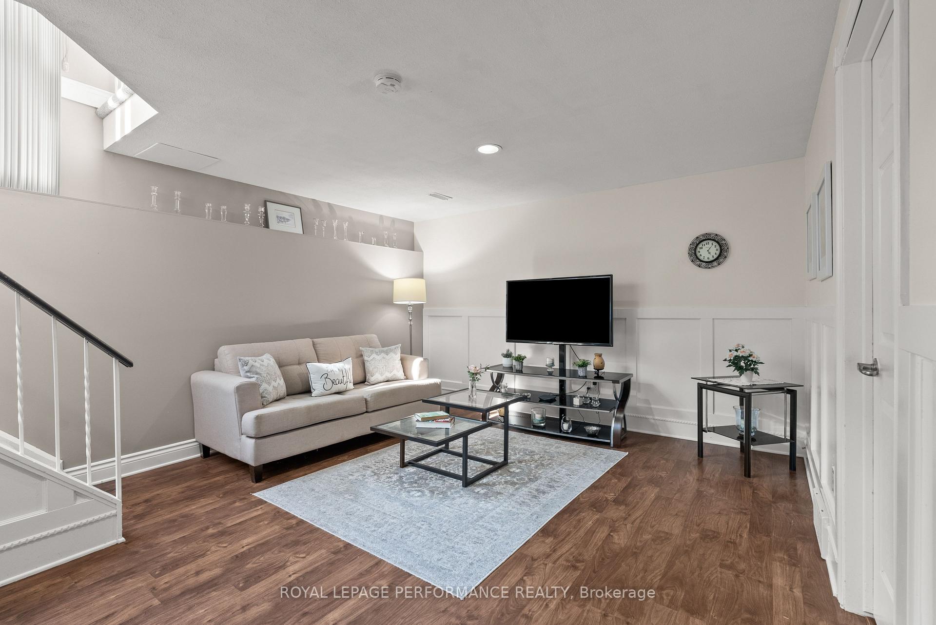 Photo 23 of 151 Midsummer Terrace, Ottawa, Queenswood Heights South — HOMEH