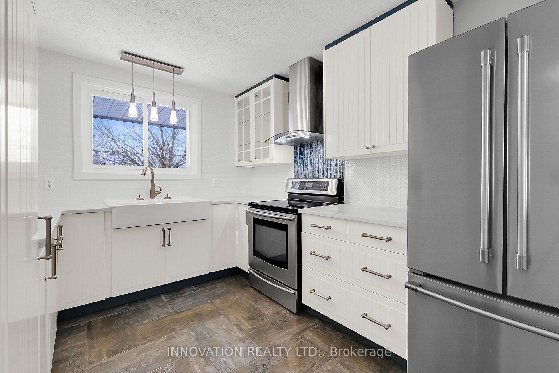 Photo 10 of 360 Montfort Street, Ottawa, Vanier — HOMEH