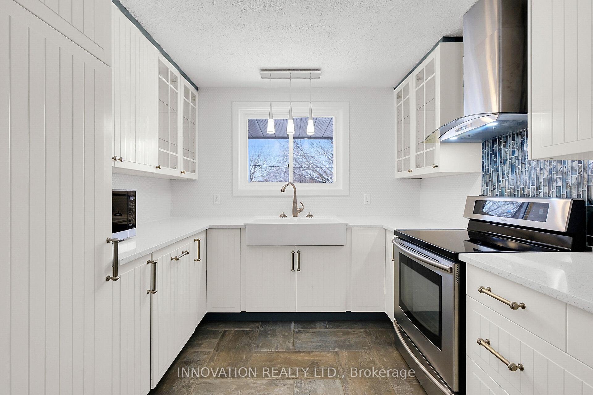 Photo 14 of 360 Montfort Street, Ottawa, Vanier — HOMEH