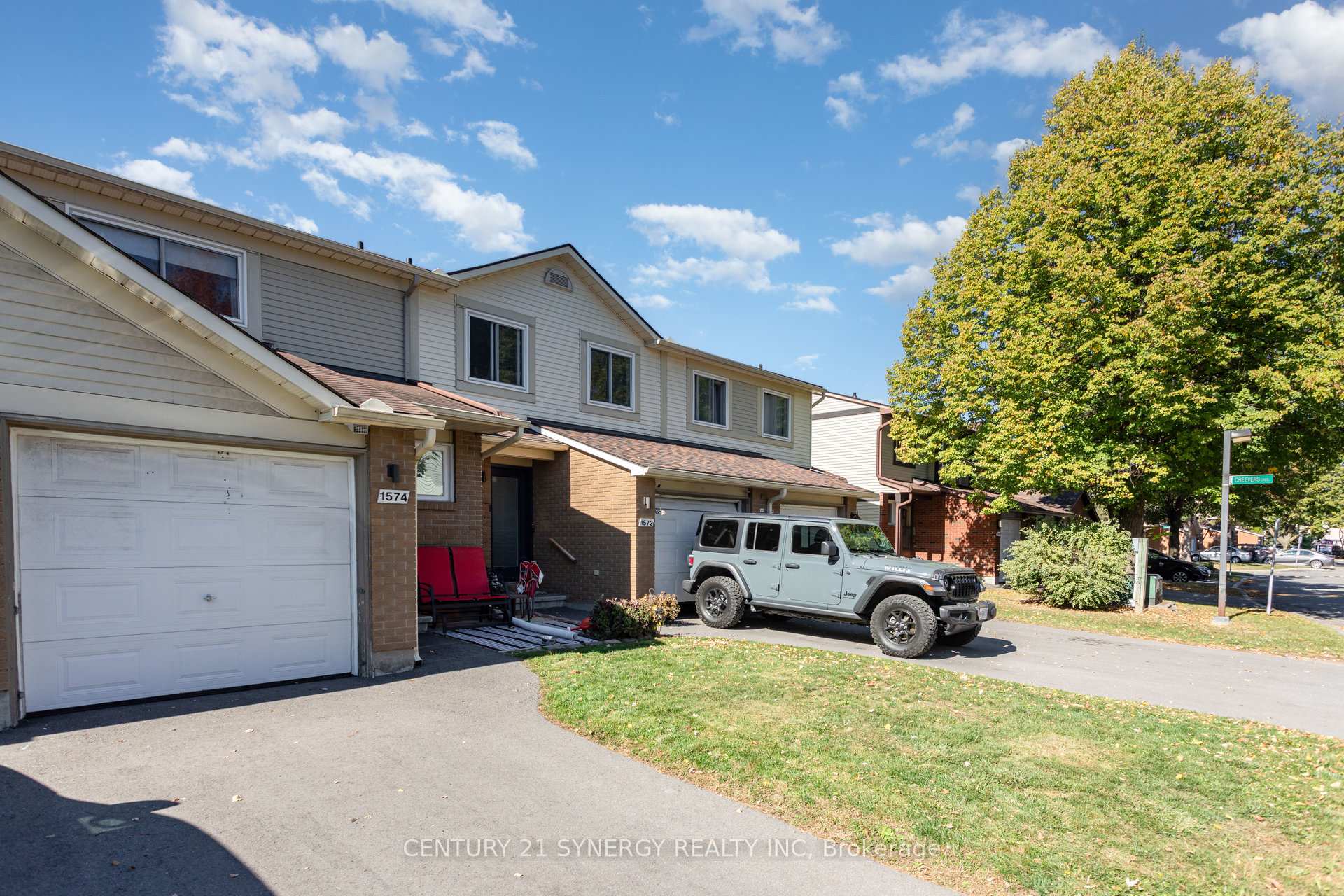 Photo 3 of Unit 64, 1574 Cheevers Crescent, Ottawa, Fallingbrook/Pineridge — HOMEH