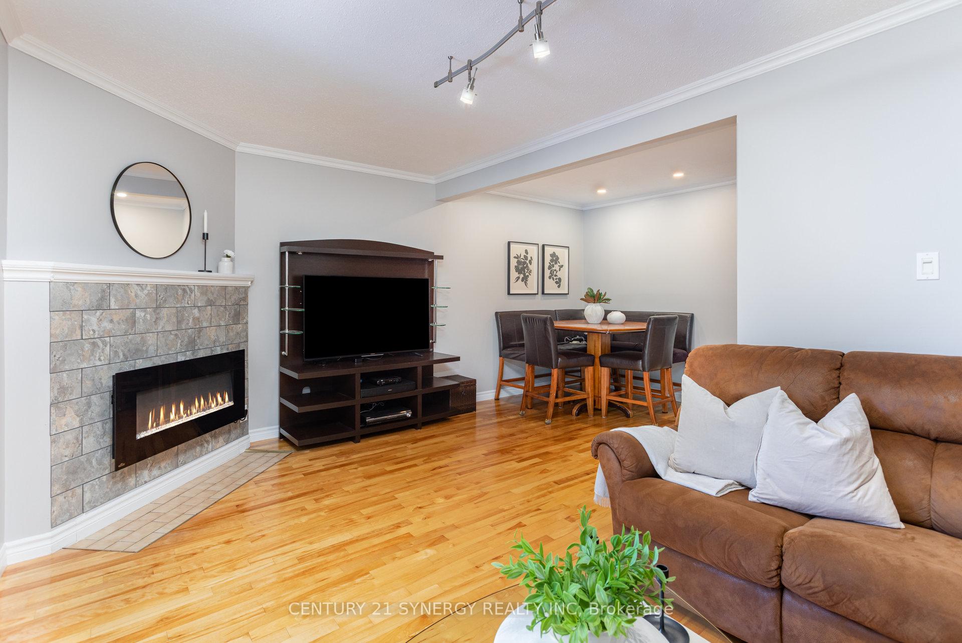 Photo 5 of Unit 64, 1574 Cheevers Crescent, Ottawa, Fallingbrook/Pineridge — HOMEH
