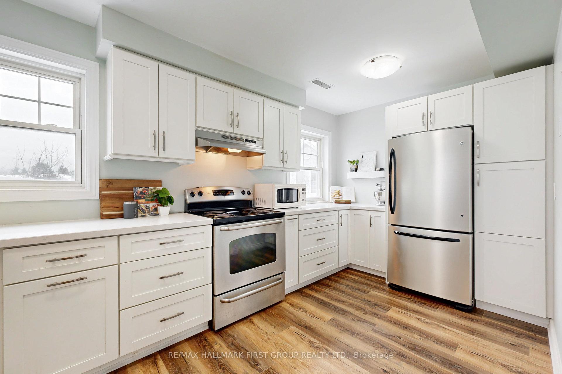 Photo 7 of Unit B-11, 1653 Nash Road, Clarington, Courtice — HOMEH