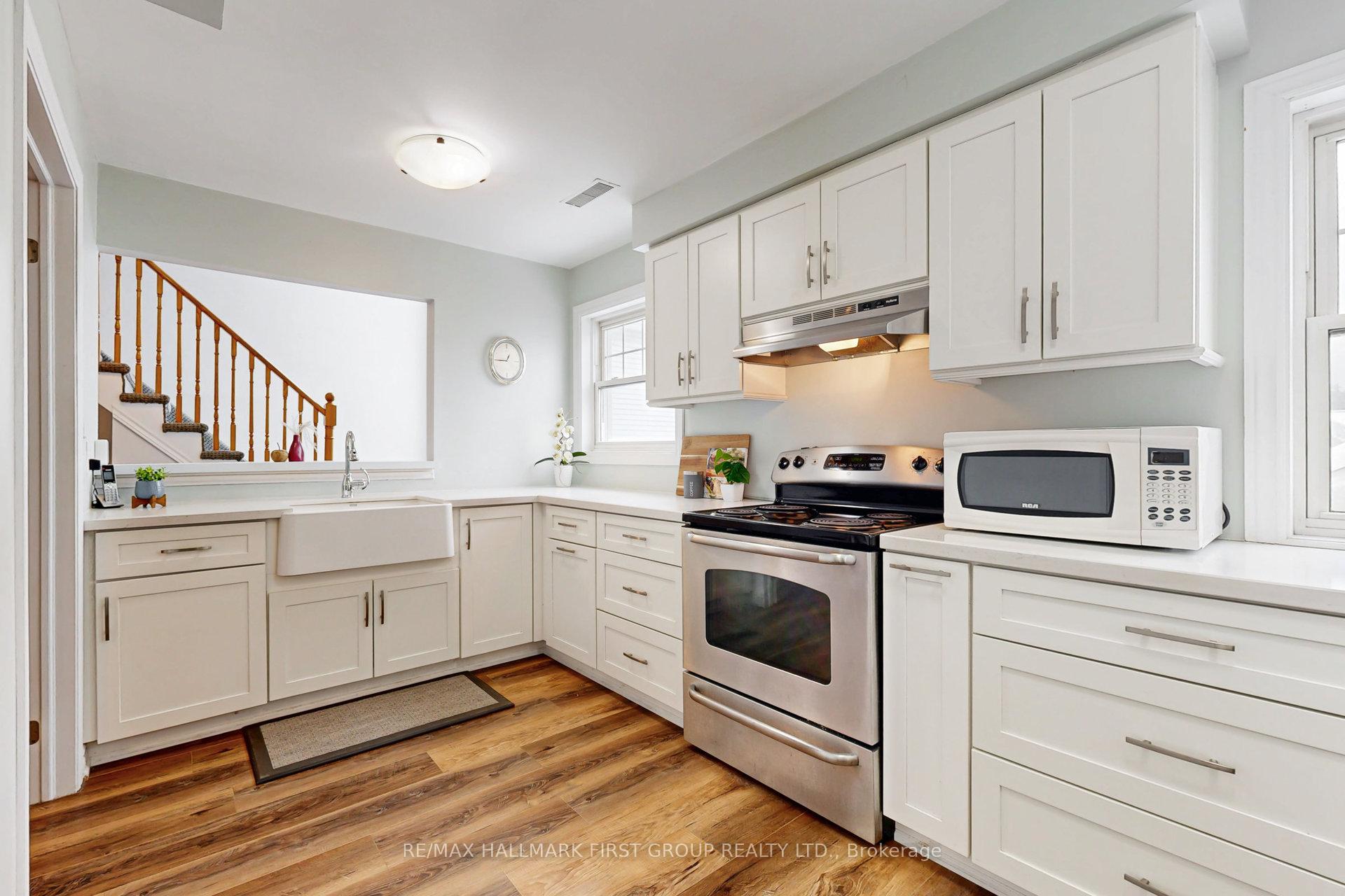 Photo 11 of Unit B-11, 1653 Nash Road, Clarington, Courtice — HOMEH