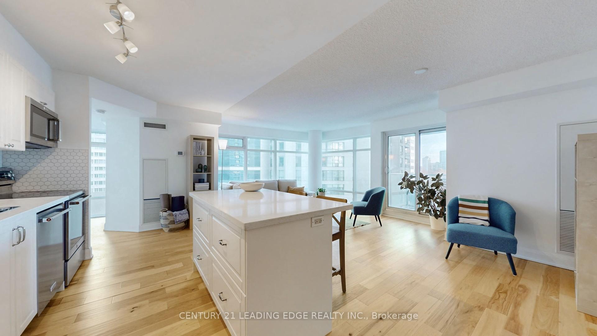 Photo 10 of Unit 802, 2191 Yonge Street, Toronto, Mount Pleasant West — HOMEH