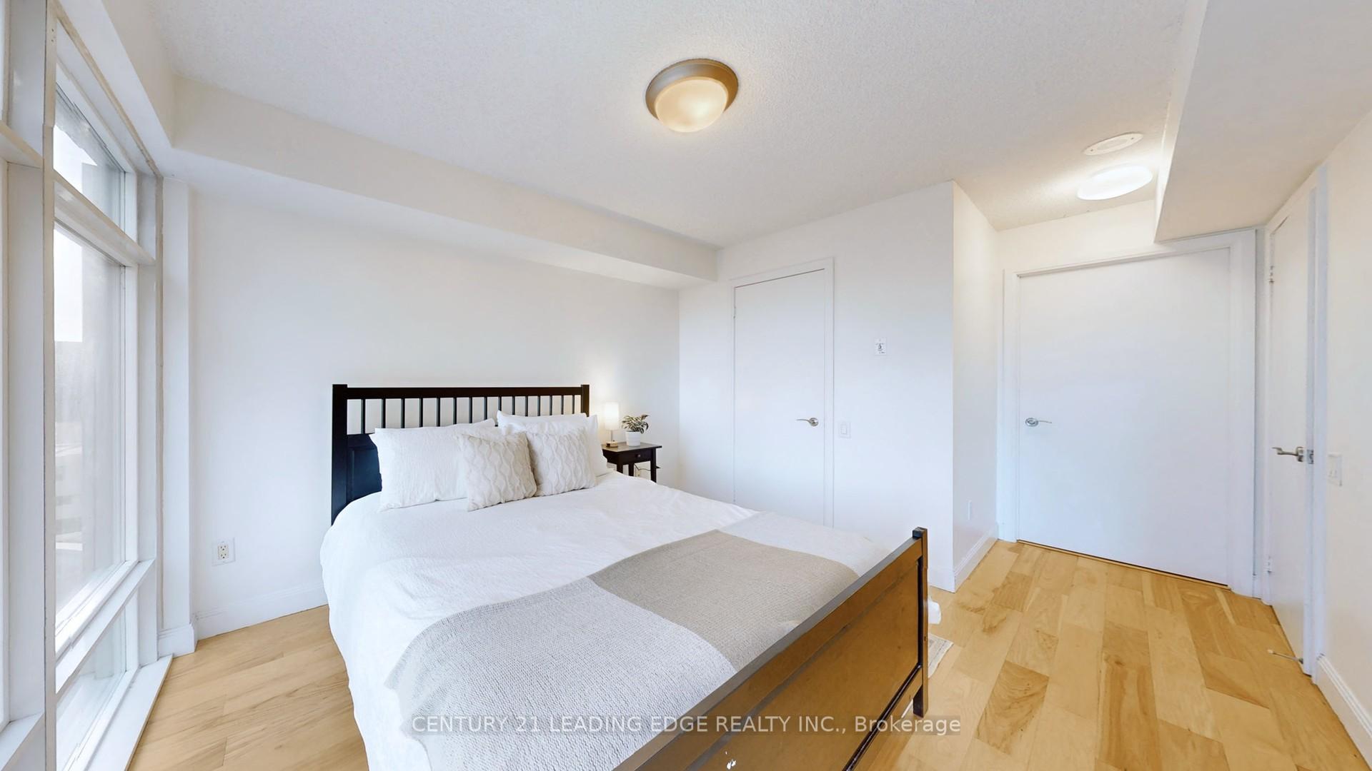 Photo 26 of Unit 802, 2191 Yonge Street, Toronto, Mount Pleasant West — HOMEH