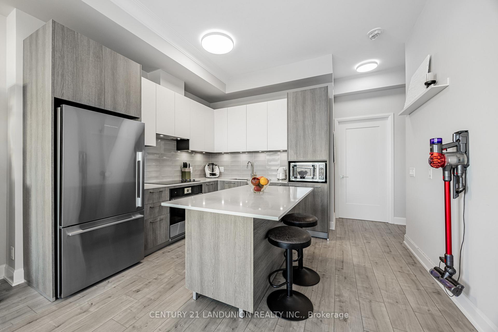 Photo 5 of Unit 2110, 38 Water Walk Drive, Markham, Commerce Valley — HOMEH