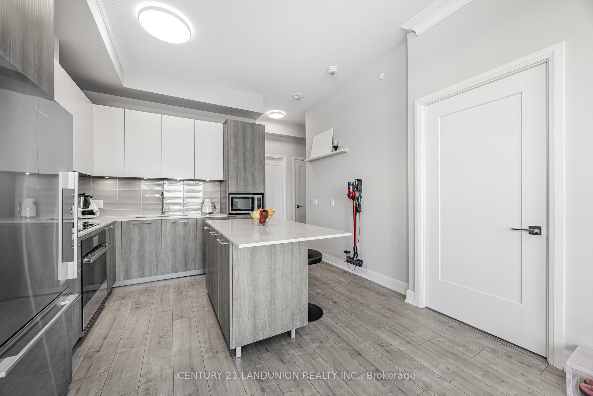 Photo 6 of Unit 2110, 38 Water Walk Drive, Markham, Commerce Valley — HOMEH