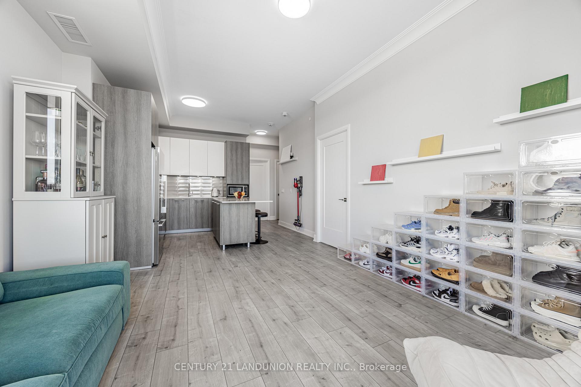 Photo 12 of Unit 2110, 38 Water Walk Drive, Markham, Commerce Valley — HOMEH