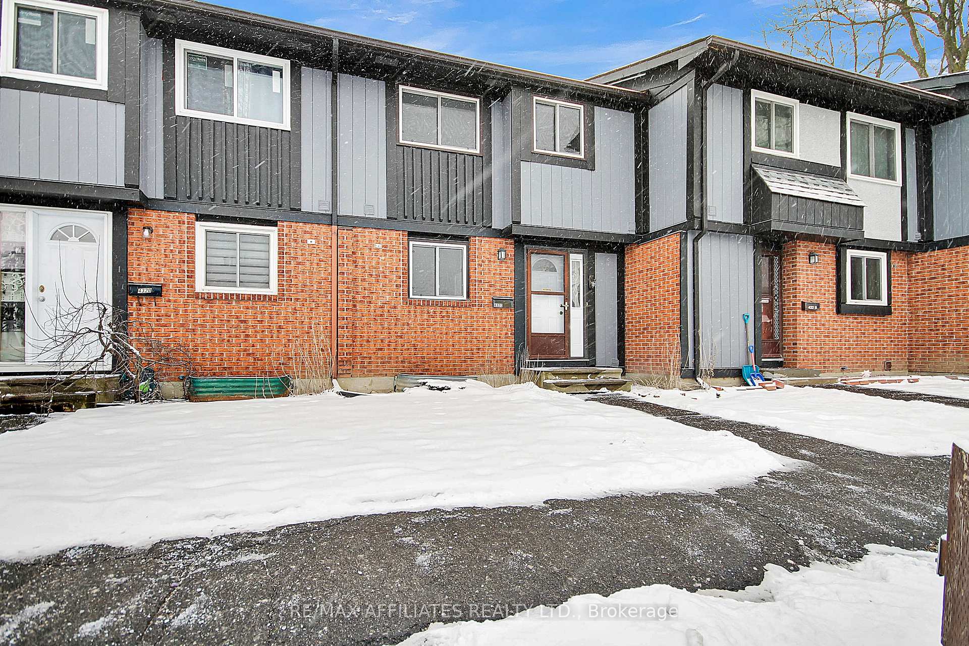 Photo 1 of Unit C, 432 Moodie Drive, Ottawa, Westcliffe Estates — HOMEH