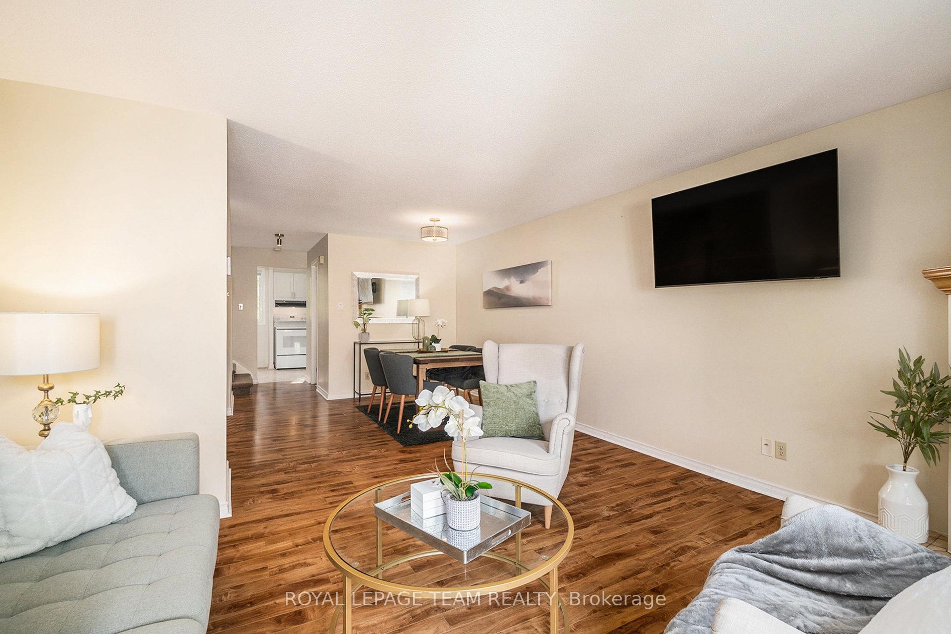 Photo 6 of Unit B, 6720 Jeanne D'Arc Boulevard, Ottawa, Convent Glen North — HOMEH
