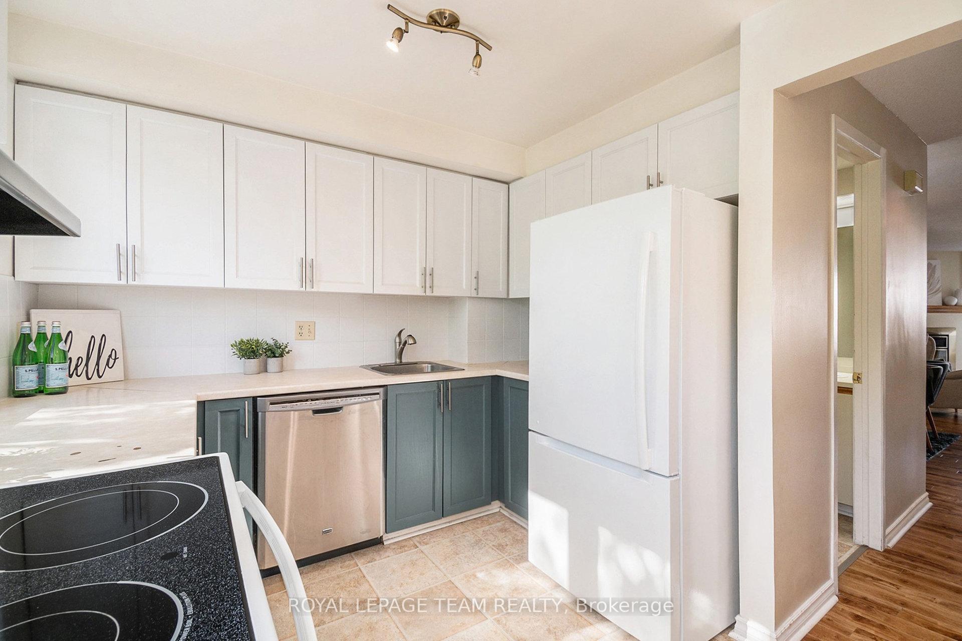 Photo 10 of Unit B, 6720 Jeanne D'Arc Boulevard, Ottawa, Convent Glen North — HOMEH