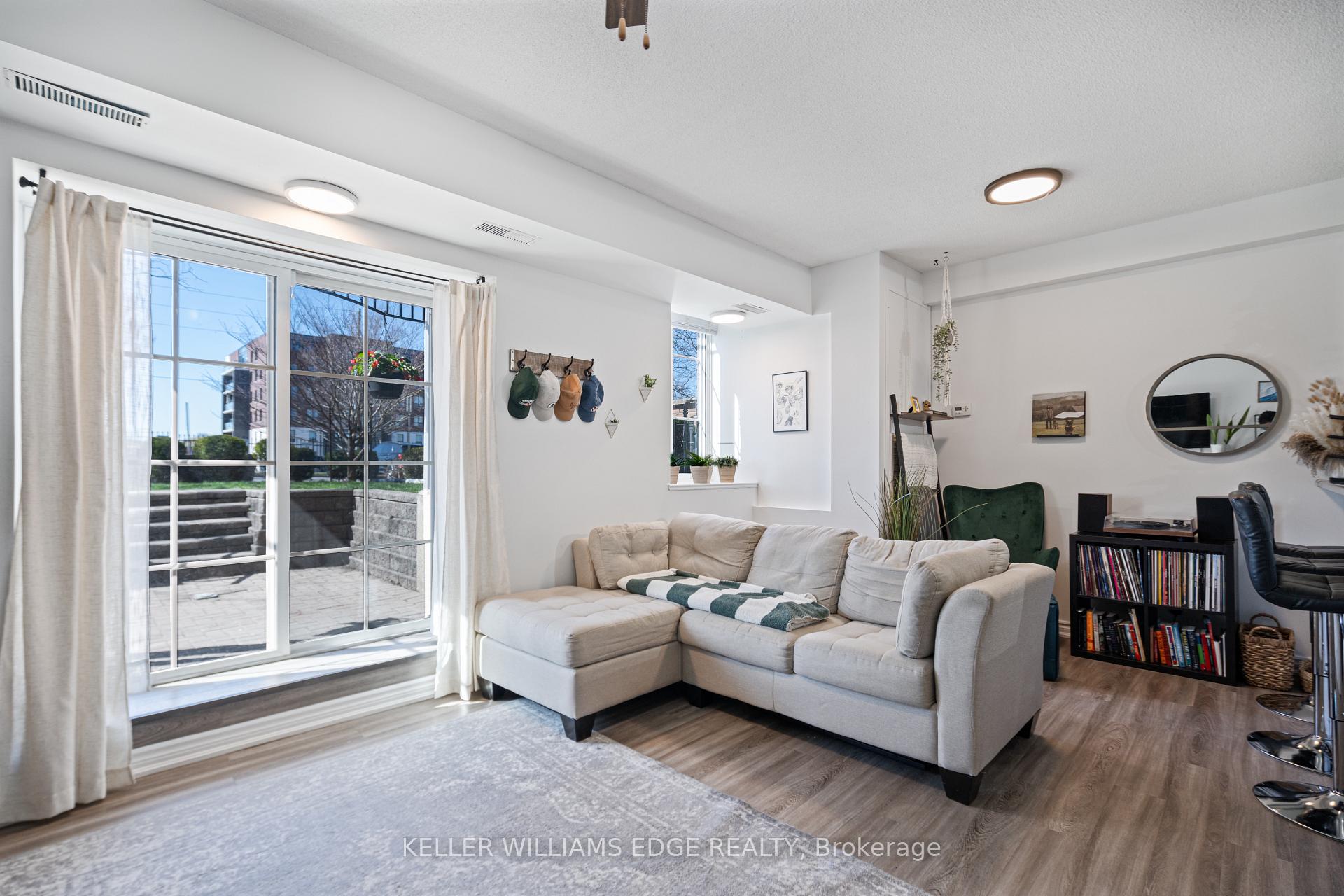 Photo 10 of Unit 106, 262 Dundas Street E, Hamilton, Waterdown — HOMEH