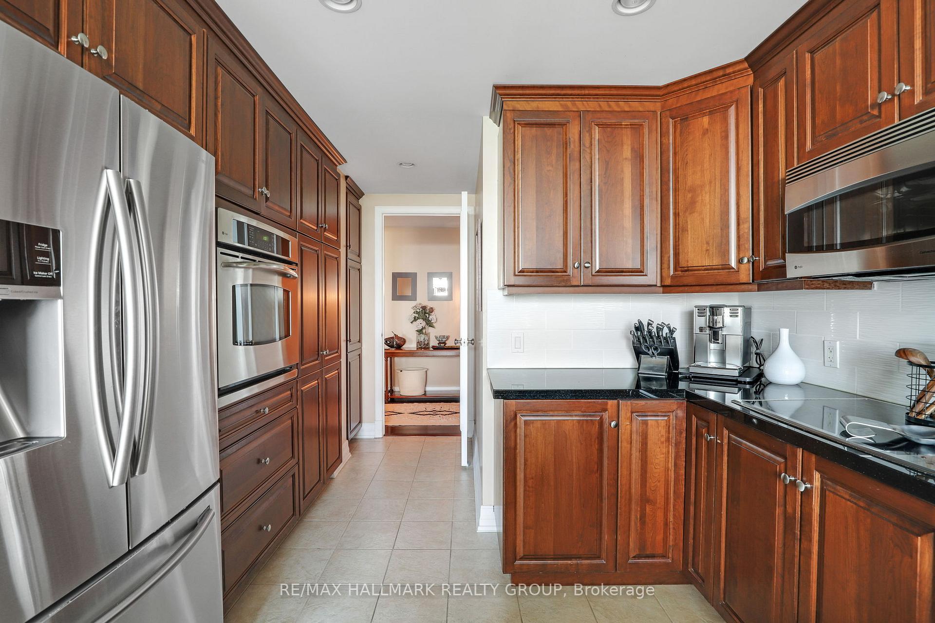 Photo 14 of Unit 1706, 3580 Rivergate Way, Ottawa, Quinterra — HOMEH