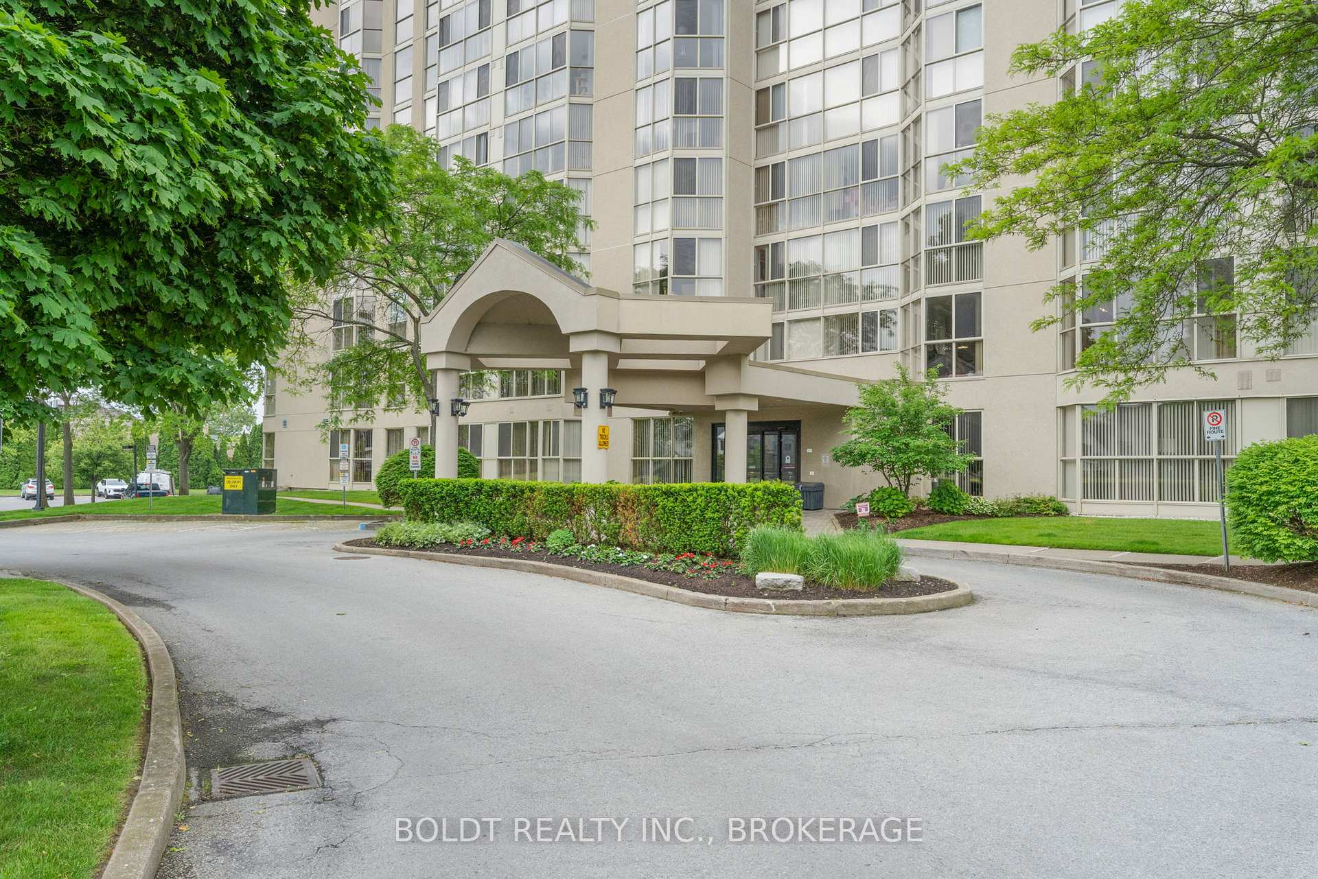 Photo 8 of Unit 104, 162 Martindale Road, St. Catharines, Grapeview — HOMEH